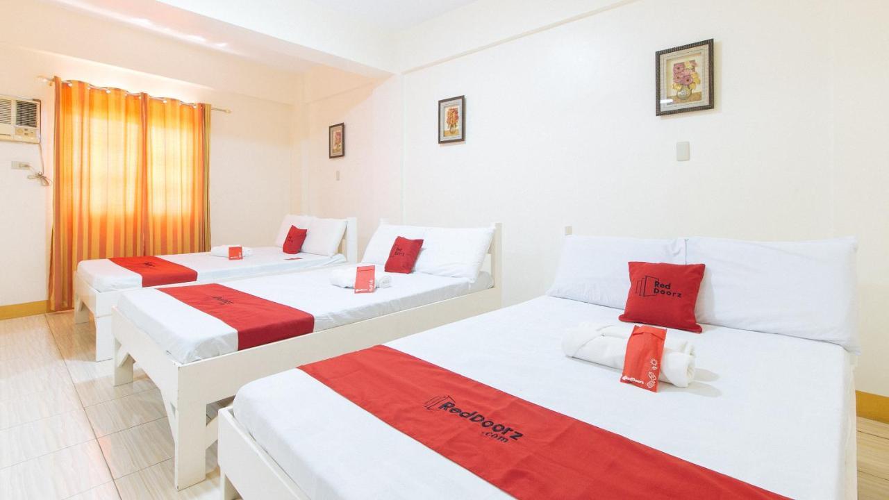 Reddoorz @ Golden Skye Hotel Guagua Kültér fotó