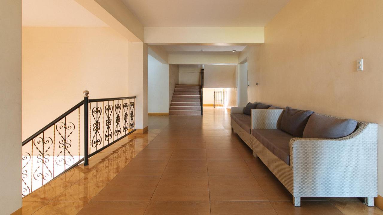 Reddoorz @ Golden Skye Hotel Guagua Kültér fotó
