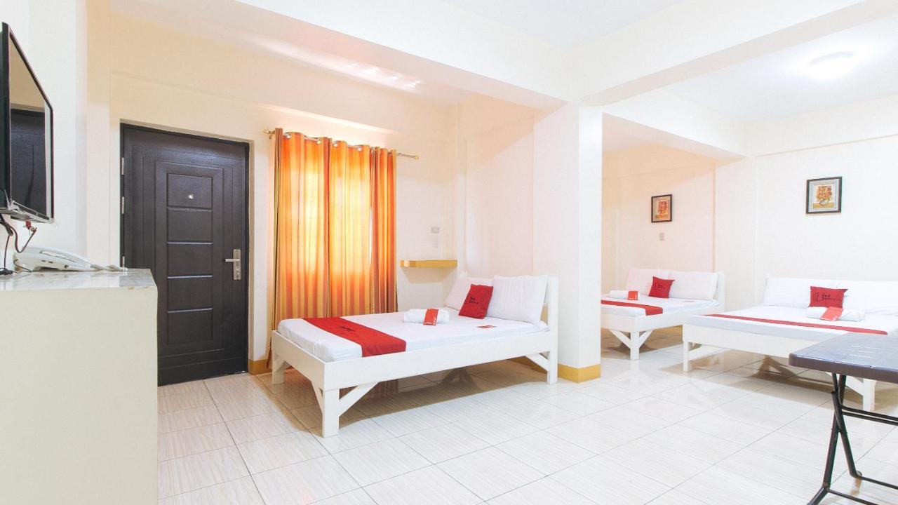 Reddoorz @ Golden Skye Hotel Guagua Kültér fotó