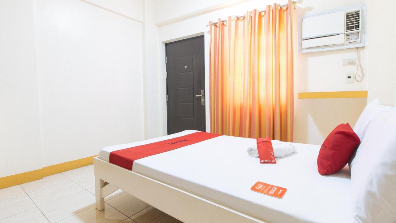 Reddoorz @ Golden Skye Hotel Guagua Kültér fotó